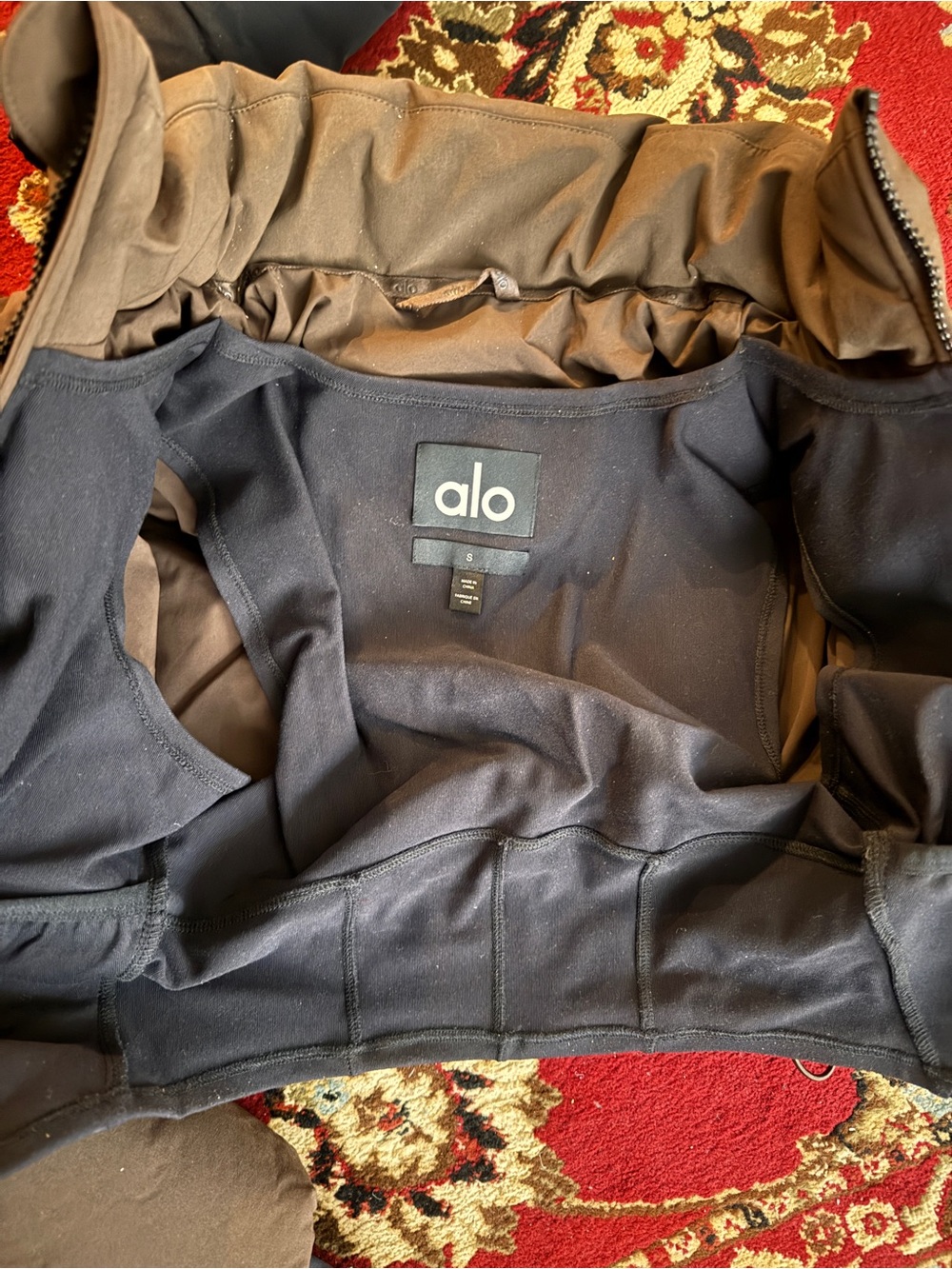 Alo Yoga Main Act Corset Puffer - Espresso - Picture 4 of 5